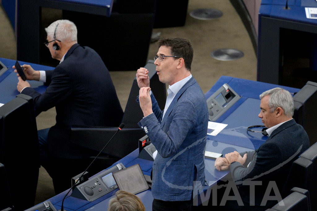 _DWI0270 | Bas Eickhout, MdEP (2019-2024) GroenLinks (Niederlande), Mitglied des Europäischen Parlaments bei der letzte Plenarsitzung. Das Europäische Parlament in Straßburg, 22.04.2024
 - Realisiert mit Pictrs.com