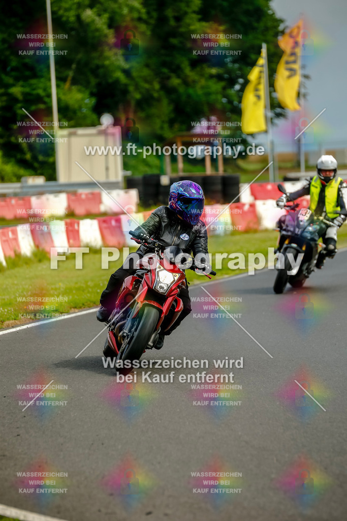 VBK-4545 | Hier findet Ihr Bilder von Touristenfahrten auf der Nürburgring Nordschleife oder von anderen Veranstaltungen die ich besucht habe. Viel Spass beim Durch Schauen 