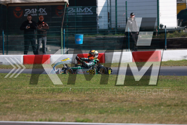 0DKP2277 | Kliewer Motion & Motorsport - Realisiert mit Pictrs.com