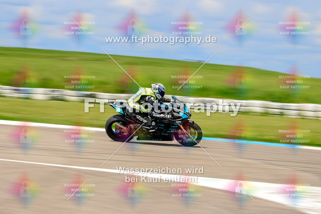 MotoTeam-0556 | Hier findet Ihr Bilder von Touristenfahrten auf der Nürburgring Nordschleife oder von anderen Veranstaltungen die ich besucht habe. Viel Spass beim Durch Schauen 