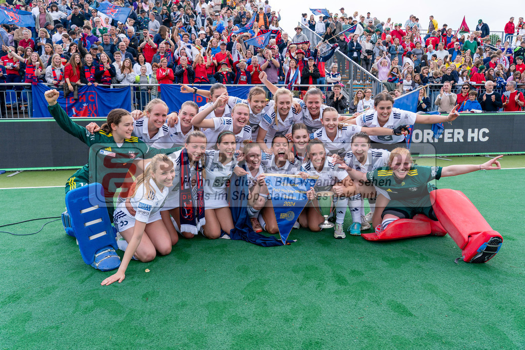 Final4_20240519-1319-0045 | Bonn, Deutschland, 19.05.2024:  in Aktion waehrend des Spiels der Deutsche Feldhockey-Meisterschaften 2024 zwischen Final 4 Damen Finale Düsseldorfer HC - Mannheimer HC im Bonner THV am 19.05.2024 in Bonn, Deutschland. (Foto von Stephan Fehrmann)

Bonn, Germany, 19.05.2024:  in action during the game of Deutsche Feldhockey-Meisterschaften 2024 between Final 4 Damen Finale Düsseldorfer HC - Mannheimer HC in Bonner THV at 19.05.2024 in Bonn, Deutschland. (Foto from Stephan Fehrmann)