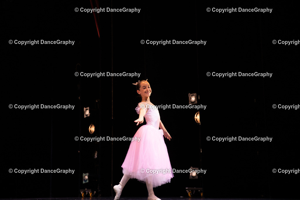 GPHY5642 | DanceGraphy - Realisiert mit Pictrs.com