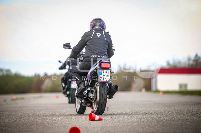 0023-260419_NOE-025_23 | Deine Full-Service-Agentur für ✔️Videoproduktionen und ✔️Motorsportfotografie Jetzt Angebot anfragen!
