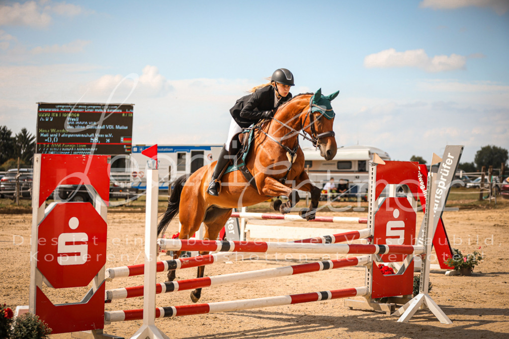 24.FrSpA00088 | Leoni Ertmer Photography - Realisiert mit Pictrs.com