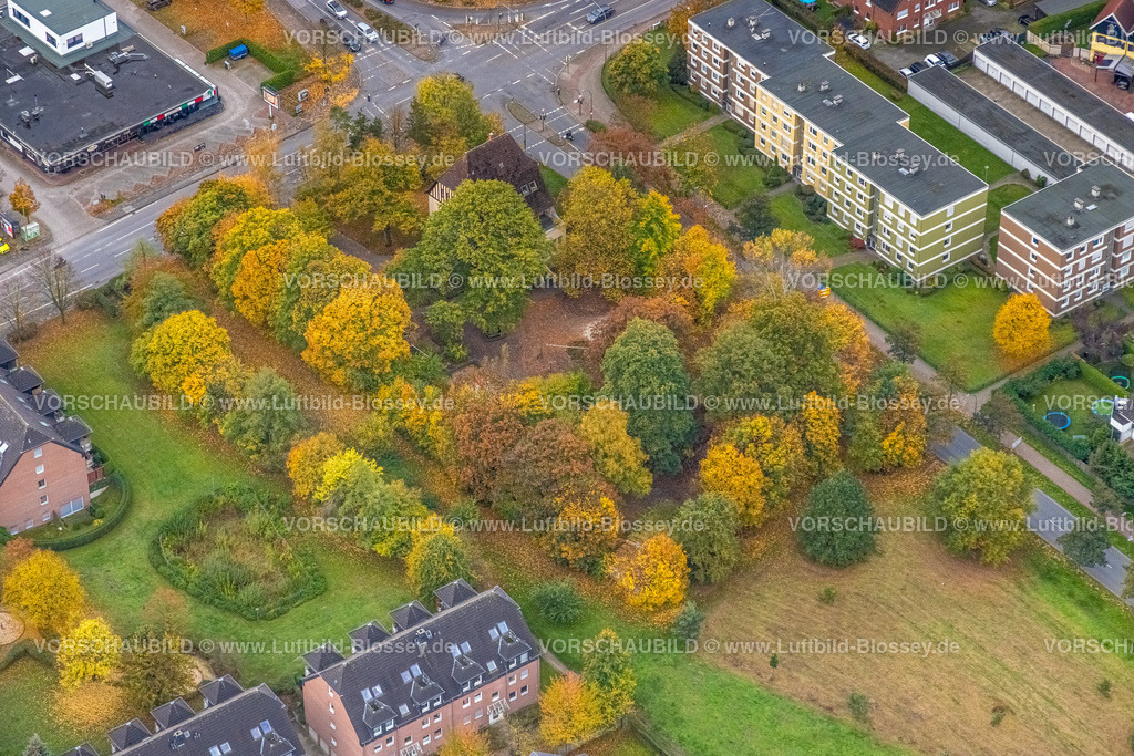 Hamm221011713 | Luftbild, Grünflächen Ostwennemarstraße, Kindergarten Villa Kunterbunt im Waldstück Ecke Alter Uentroper Weg, Herbstfarben, Uentrop, Hamm, Ruhrgebiet, Nordrhein-Westfalen, Deutschland,