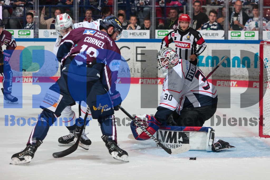 SES_ISENUR20250919-30 | bond - Realisiert mit Pictrs.com