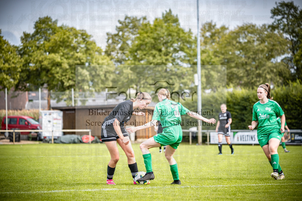 SG Bohmte/Ostercappeln/Schwagstorf - SG Hollenstede / Schwagstorf | Fr.-BZL Weser-Ems Süd · 1. Damen - SG Hollenstede / Schwagstorf · Sportplatz - Realisiert mit Pictrs.com