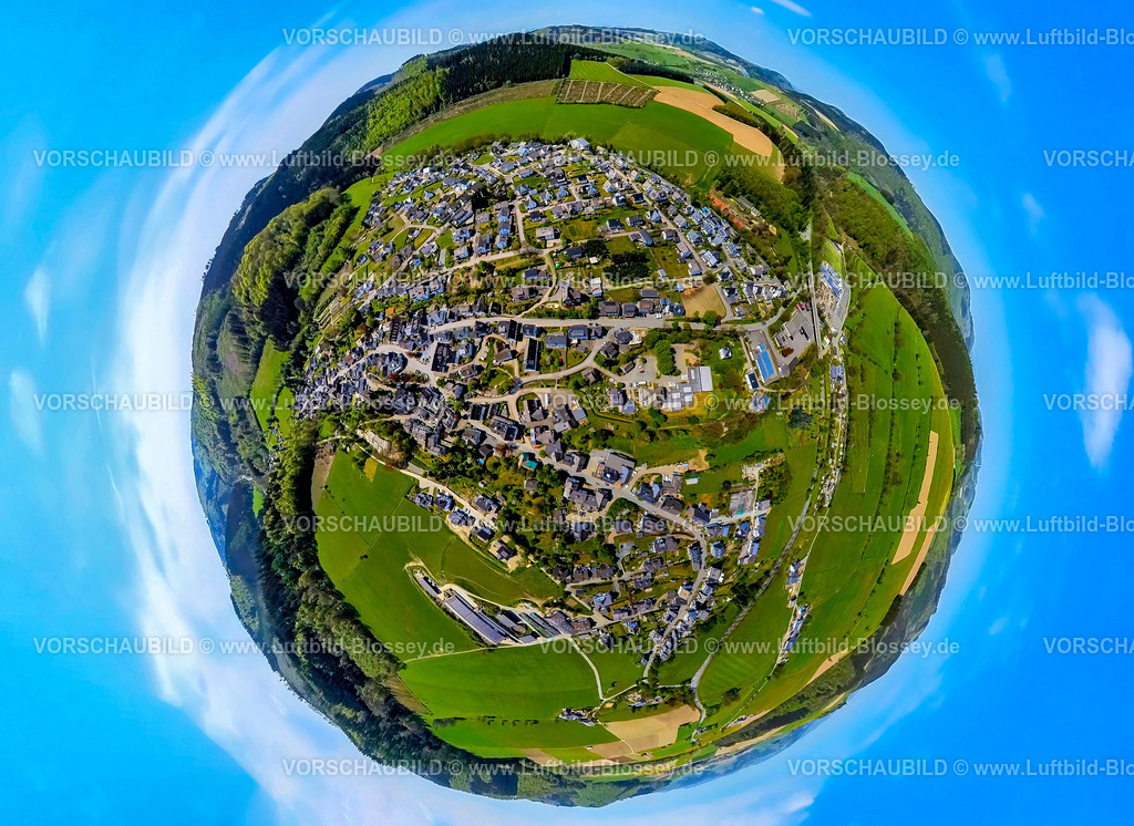 Schmallenberg240590295Boedefeld | Luftbild, Wohngebiet Ortsansicht Ortsteil Bödefeld umgeben von Wiesen und Feldern, Bergkette, Erdkugel, Fisheye Aufnahme, Fischaugen Aufnahme, 360 Grad Aufnahme, tiny world, little planet, fisheye Bild, Bödefeld, Schmallenberg, Sauerland, Nordrhein-Westfalen, Deutschland