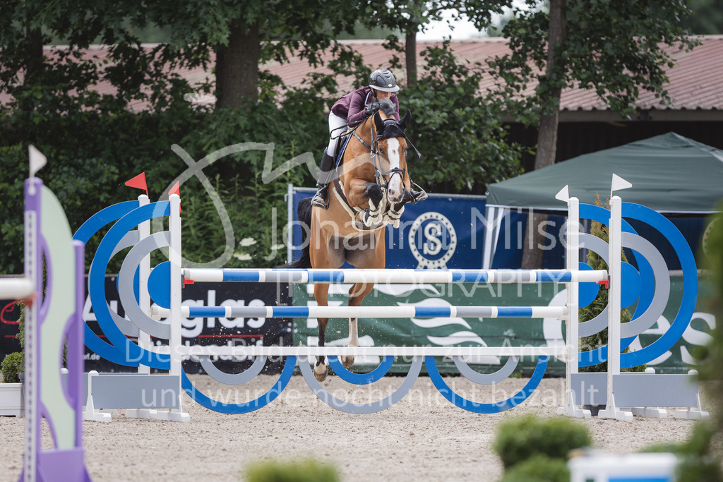 220614_Mühlen_SprPfM-632 | Late Entry Mühlen
Springprüfung Kl.M* 6-8j. Pferde gl. Einlaufprüfung für 6j. Pferde
14.06.2022