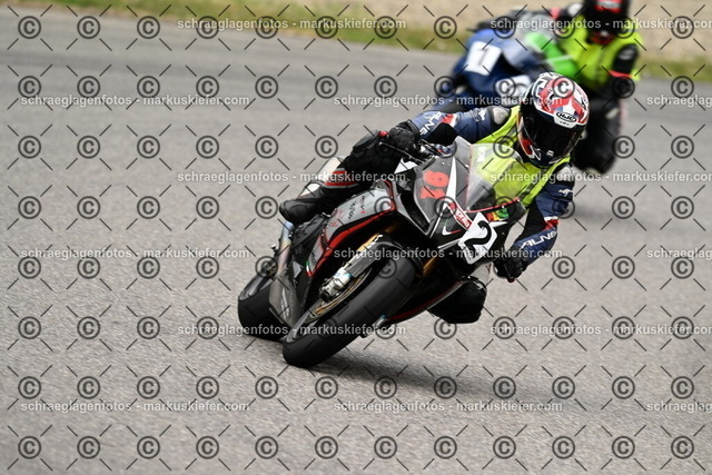 25bt02-1164 | markuskiefer.com - Realisiert mit Pictrs.com