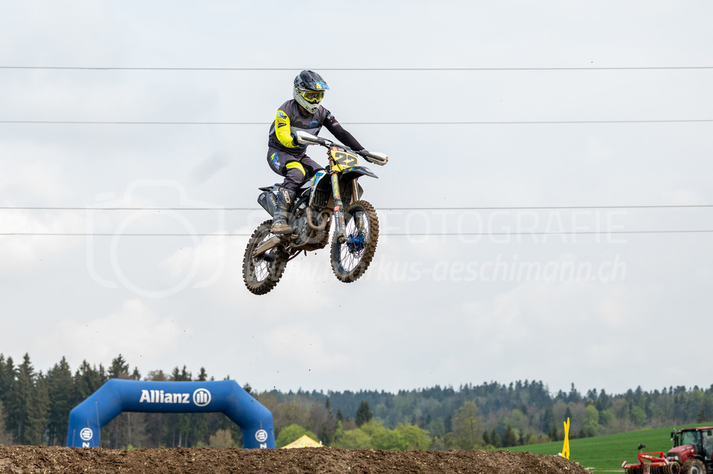 Motocross Schlatt bei Winterthur - 30. April 2022 | Motocross Schlatt bei Winterthur
MC Wila, Schlatt bei Winterthur
Bild: Sportfotografie Markus Aeschimann | www.markus-aeschimann.ch - Realisiert mit Pictrs.com