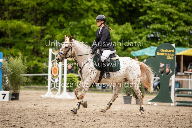 Bad_Meinberg_07721 | saradresslerfotografie - Realisiert mit Pictrs.com