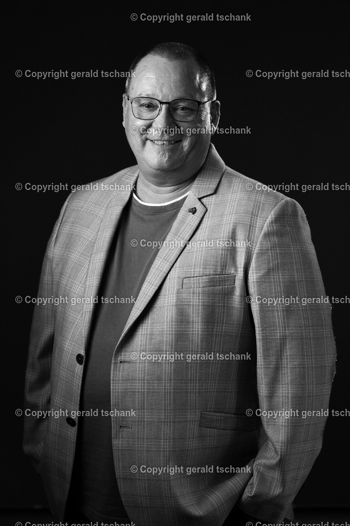 DSC_5349 | Wählen Sie hier bitte Ihr bestes Foto aus, mit diesem Bild wird Ihr Set produziert. Sollten Sie kein Bild wählen oder mehrere suchen wir das Beste aus!