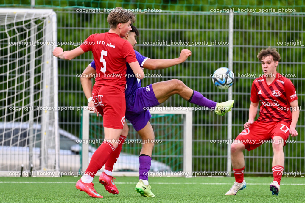 Austria Klagenfurt Amateure vs. St. Jakob im Rosenthal | #5 Florian Rappitsch St. Jakob, #8 Naldo Aparecido Rodriguez Austria Klagenfurt, #77 Simon Zwittnigg St. Jakob, Austria Klagenfurt Amateure vs. St. Jakob im Rosenthal, Austria Klagenfurt Amateure vs. St. Jakob im Rosenthal am 16.05.2025 in Klagenfurt (Wörthersee Stadion ), Austria, (Photo by Bernd Stefan)