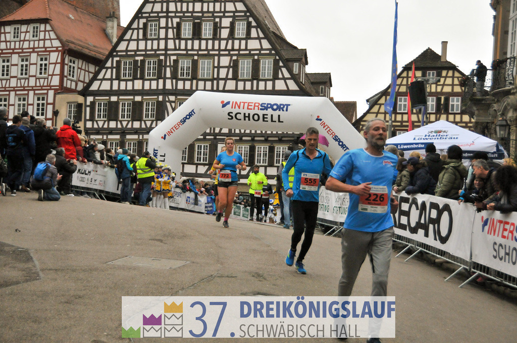 VR Bank Hauptlauf 10000m | 3 Koenigslauf 2023 - Realisiert mit Pictrs.com
