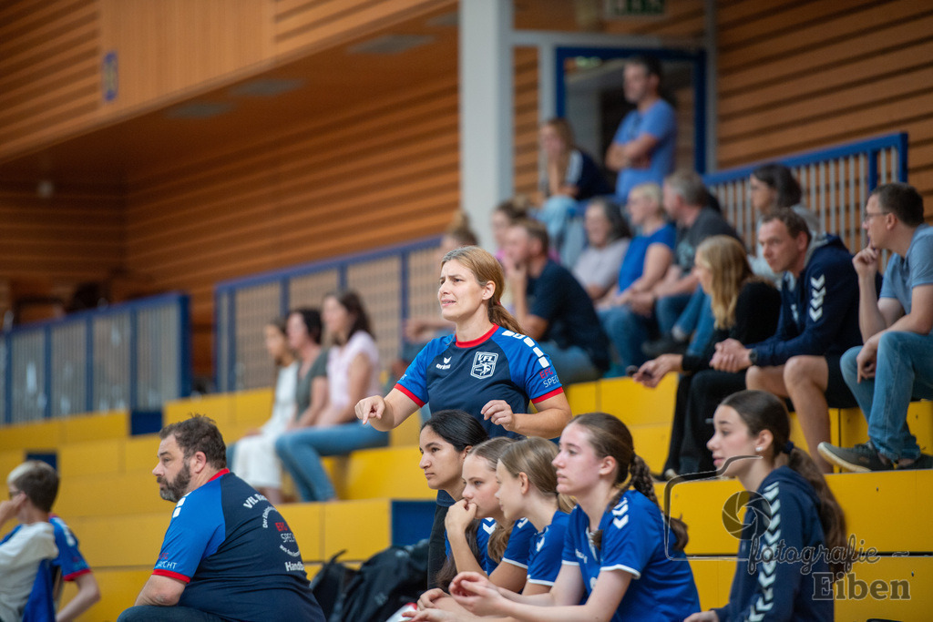 VfL Rastede-SG FriPe | C-Juniorinnen Landesliga; VFL Rastede (blau) - SG FriPe (schwarz) am 22.09.2024; in Rastede (Sporthalle Feldbreite), Photo: Philip Eiben 2024 - Realisiert mit Pictrs.com