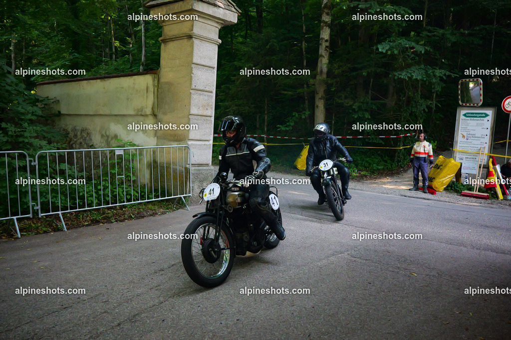 P1015047 | Erleben Sie atemberaubende, hochqualitative Fotos Ihrer Fahrt entlang der malerischen Alpenstraßen. Besuchen Sie alpineshots.com, um professionelle Aufnahmen Ihrer unvergesslichen Reise zu finden und zu kaufen - Realisiert mit Pictrs.com