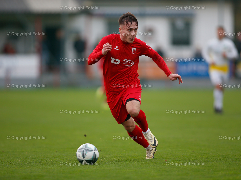 A_LUI_021124_10 | SPORT FUSSBALL ASKOE OEDT-HAKA TRAUN 02.11.2024 IM BILD :KHAMZAT CHAKAREV (OEDT1B) UND (TRAUN)FOTO:FOTOLUI