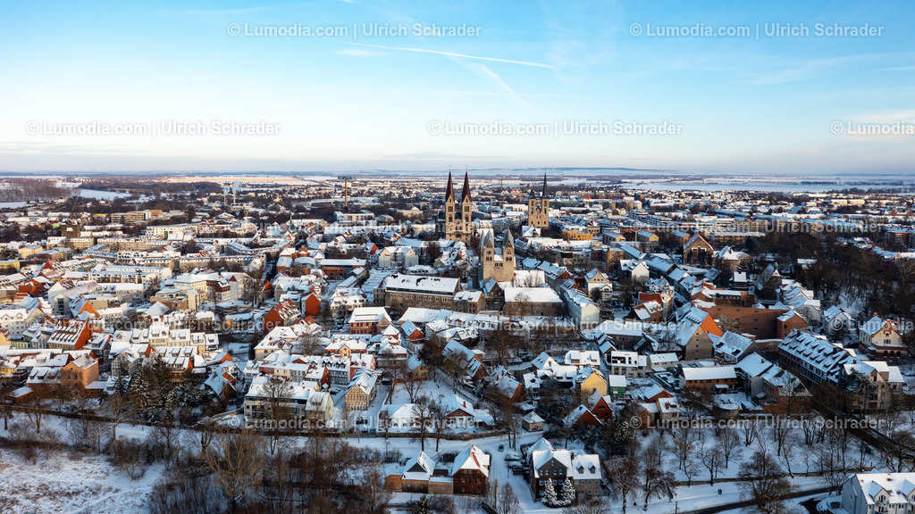 10049-52173 - Halberstadt im Winter | Stockfoto und Bilderpool mit Bildmaterial aus Deutschland, dem Harz, Halberstadt, Quedlinburg, Wernigerode und weltweit. Qualitativ hochwertige und professionelle Fotos anschauen und kaufen. - Realisiert mit Pictrs.com