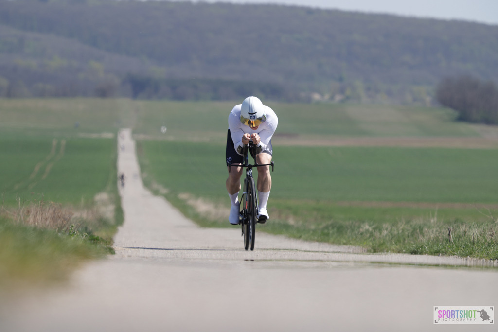 368A2797 | Neusiedlersee Radmarathon 2026@sportshot_your_pictrs #yourpictures#roadtowm2029 #nrm #neusiedlerseeradmarathon #neusiedlersee #neusiedlerseetourismus #burgenland #mörbisch #nrm26 #burgenlandtourismus #voglundco #poweredbyburgenlandtourismus #radsport #rad #marathon #ucigranfondo #visitburgenland #ucigranfondoworldseries