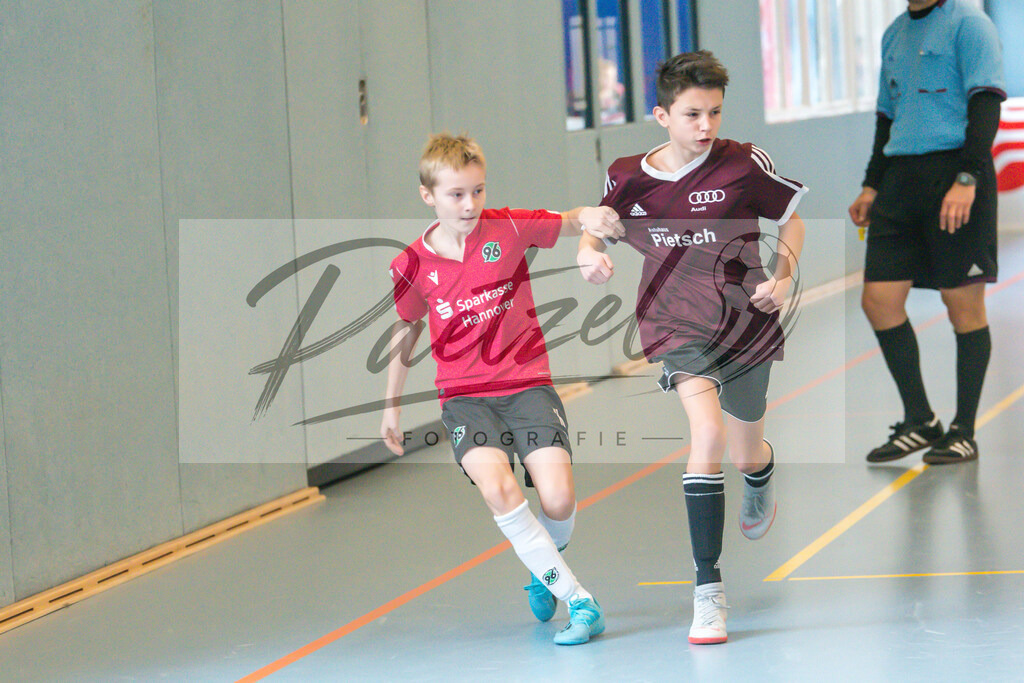 20200118_U12VGH_0185 | Fußball, D-Jugend:   beim VGH U12-Cup am 18.01.2020 in der Waldsporthalle Schledehausen in Schledehausen, Deutschland.(Foto von Nico Paetzel) - Realisiert mit Pictrs.com