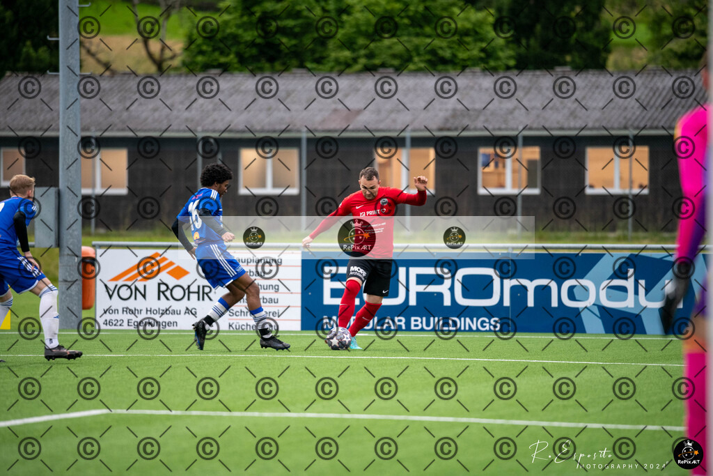 20240611_FC-Rothrist 1-Final_411 | Sport und Naturfotografie von Roberto Esposito zeigt echte Momente Bewegung und die Schönheit der Natur. Ausdrucksstarke Bilder schaffen Emotionen.