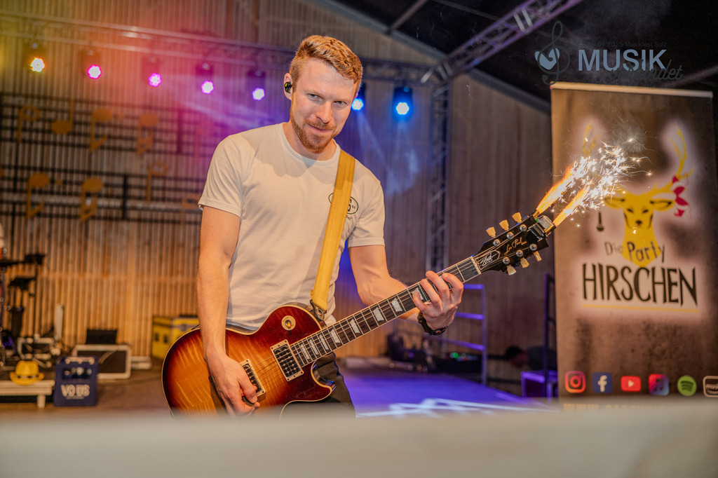 DSC_3780 | "Fussifoto.com – Ihr Ansprechpartner für hochwertige Fotografie! Entdecken Sie kreative Bilder und professionelle Dienstleistungen. Kontaktieren Sie uns für Ihre Projekte!"