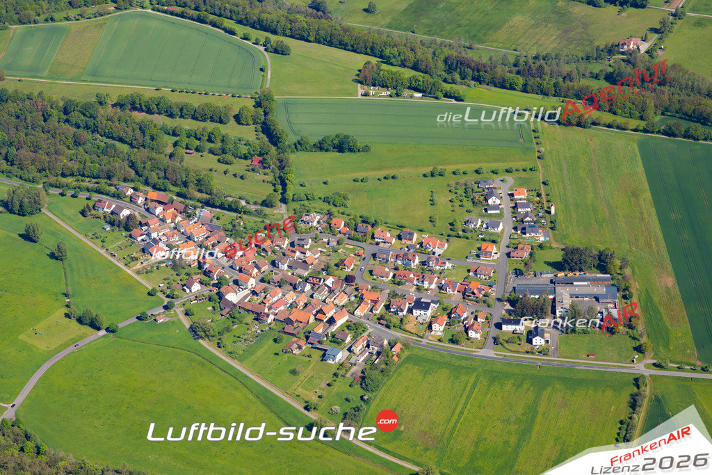 Das Luftbild zeigt : Hohn Bad Bocklet - Die Luftaufnahme wurde 2024 vom UL-Flugzeug aus erstellt ( keine Drohne ) - Hochauflösende Luftaufnahme - Für grossformatige Ausdrucke geeignet. Die Geschenkidee !Mit Lizenz und Bildrechte bestellbar