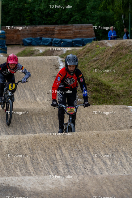 BayBMX2026-06802 | Fotogalerie von Thomas Dettweiler mit Eventbildern und lizenzfreien Fotos. Perfekt als Wandbild, für Büro, Website oder private Nutzung. - Realisiert mit Pictrs.com