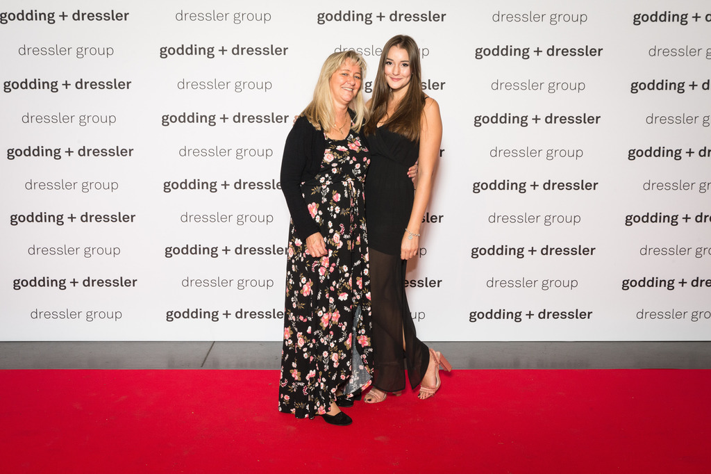 218Dressler_Group | Fotograf Köln - Realisiert mit Pictrs.com