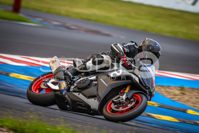 0089-250804AM-008_89 | Deine Full-Service-Agentur für ✔️Videoproduktionen und ✔️Motorsportfotografie Jetzt Angebot anfragen!