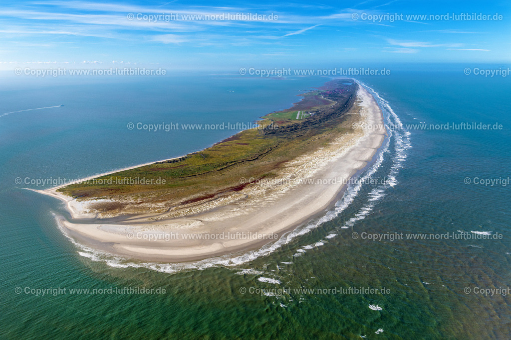 Juist_ELS_6552091022 | JUIST 09.10.2022 Sandstrand- Landschaft an der Ostfriesischen Insel in Juist im Bundesland Niedersachsen. // Beach landscape on the Island of Juist in the state Lower Saxony. Foto: Martin Elsen
