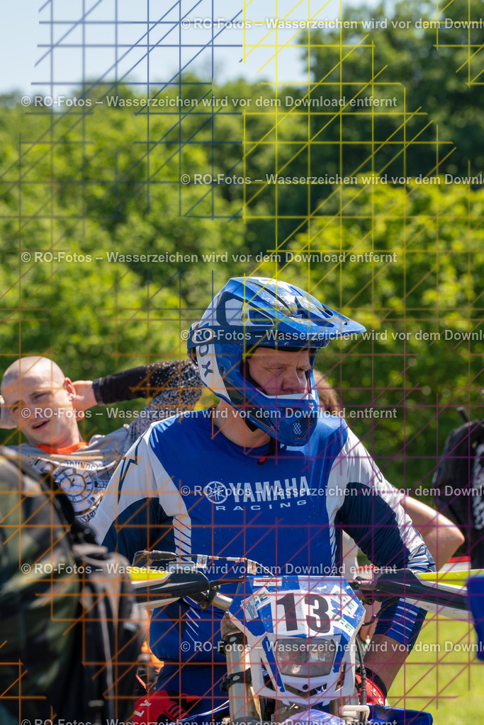 Wolfshausen 2 Lauf -23 | Sportfotografie von RO-Fotos: Motorsport, Motocross, Enduro, Laufveranstaltungen und Triathlon. Professionelle Fotos von Sportlern und Events. - Realisiert mit Pictrs.com