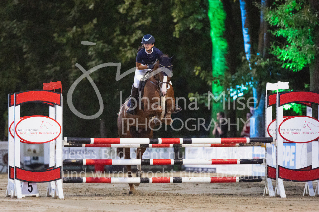 220825_Delbrueck_A1-Mannschaft-394 | Deine schönsten Turniermomente als professionelle Fotos! Entdecke hochwertige Pferdesport-Fotografie im Online-Shop. Jetzt Fotos finden & bestellen!