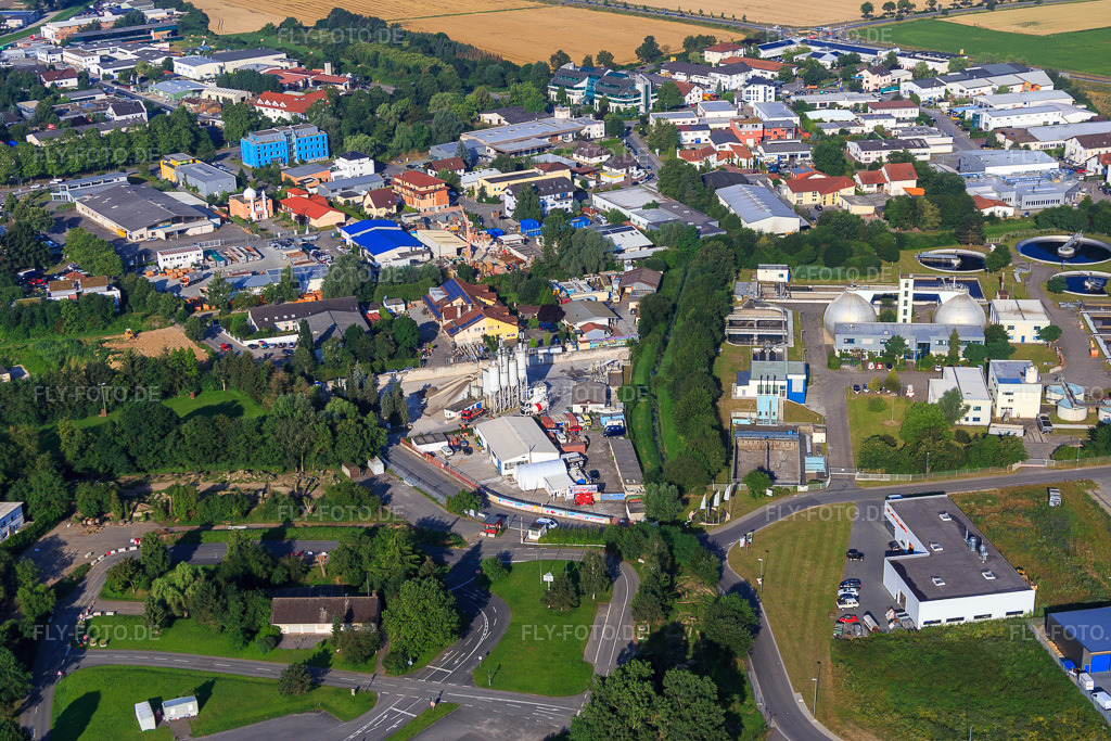 Luftbild: Gewerbegebiet An d. Hartbrücke mit Dyckerhoff Beton GmbH & Co. KG in Bensheim im Bundesland Hessen in Deutschland. Foto: IMG_091466.jpg vom 07.07.2016 durch Werner Riehm/FLY-FOTO.deRhein-Main-Taunus - Dyckerhoff Deutschland - Buzzi SpA