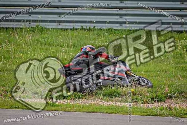 pubi7298 | Professionelle Fotos von Sportveranstaltungen, aber auch Hochzeiten und anderen Events. - Realisiert mit Pictrs.com