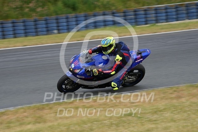 2024_05_19_PBK_46139 | Sportfotografie; SlowMotion; Video; Rennstrecke; Hafeneger; Speer; Racing; RSE; BMW; CBO; Trackday; Motorsportarena; Hockenheimring; Brno; Most; Barcelona; Valencia