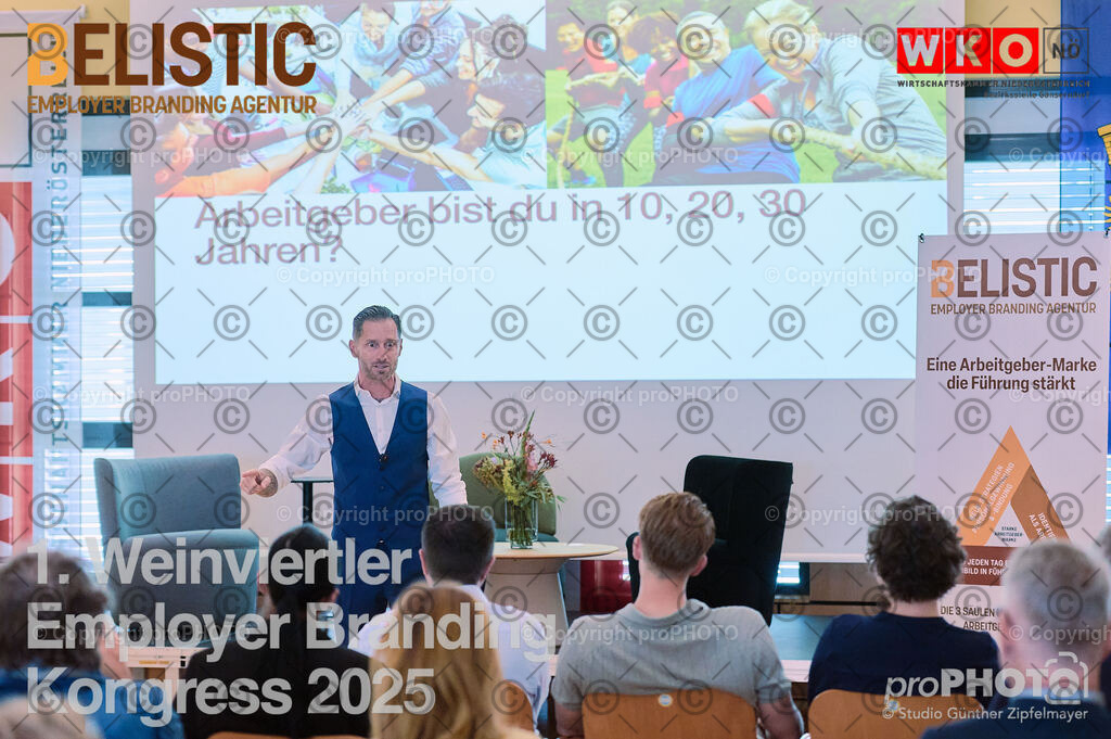 045_202509_EmployerBranding_NZ6_9792 | proPHOTO - Realisiert mit Pictrs.com