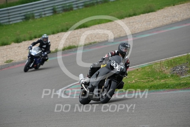 2024_05_13_PBK_13132 | Sportfotografie; SlowMotion; Video; Rennstrecke; Hafeneger; Speer; Racing; RSE; BMW; CBO; Trackday; Motorsportarena; Hockenheimring; Brno; Most; Barcelona; Valencia