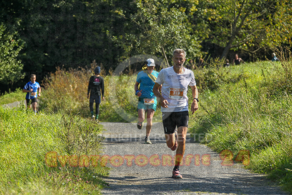 240915_1217_EV4_7129 | Sportfotografie im Rhein-Sieg Kreis, Köln, Bonn, NRW, Rheinland Pfalz, Hessen, etc. Unser Tätigkeitsfeld umfasst den Laufsport vom Volkslauf über den Marathon, Duathlon, Triathon bis zum Ultralauf wie Kölnpfad Ultra oder Schindertrail.
