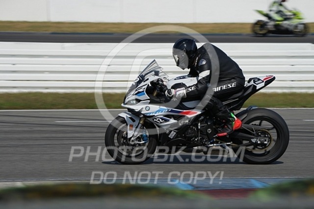 2024_09_01_PBK_34641 | Sportfotografie; SlowMotion; Video; Rennstrecke; Hafeneger; Speer; Racing; RSE; BMW; CBO; Trackday; Motorsportarena; Hockenheimring; Brno; Most; Barcelona; Valencia