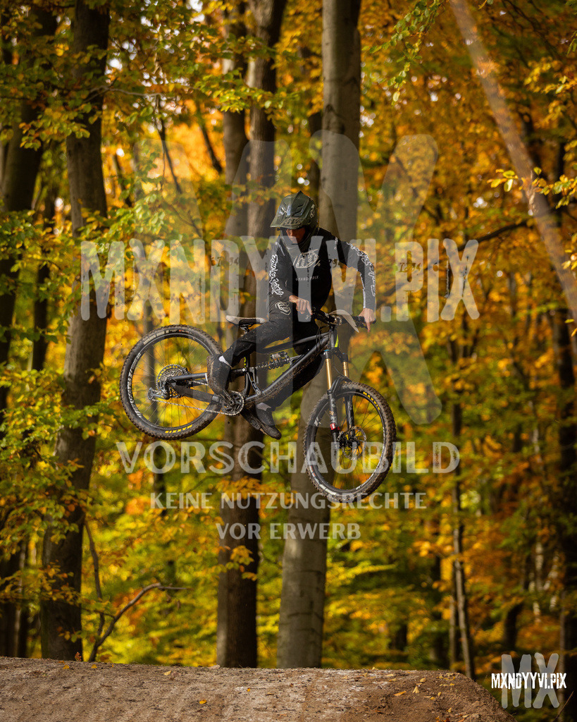 866A7885 | mxndyyvipix