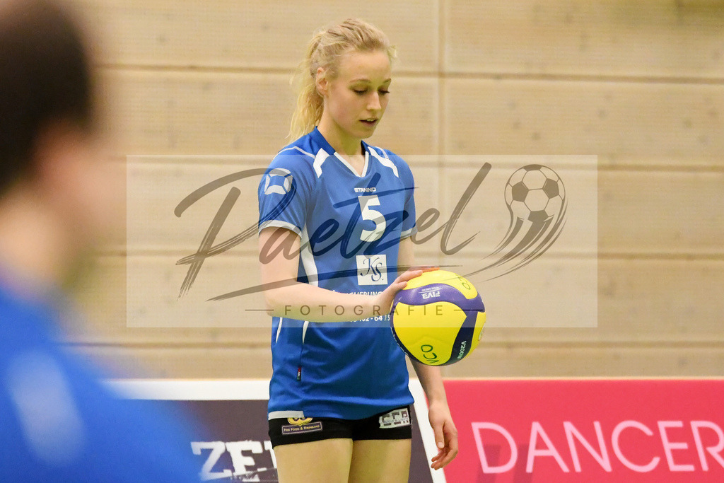 20200208_VCOASC_0057 | Volleyball, Frauen:   waehrend des Spiels der Regionalliga NordWest zwischen VC Osnabrueck und ASC 46 Goettingen in der Schlosswall-Halle am 08.02.2020 in Osnabrueck, Deutschland. - Realisiert mit Pictrs.com