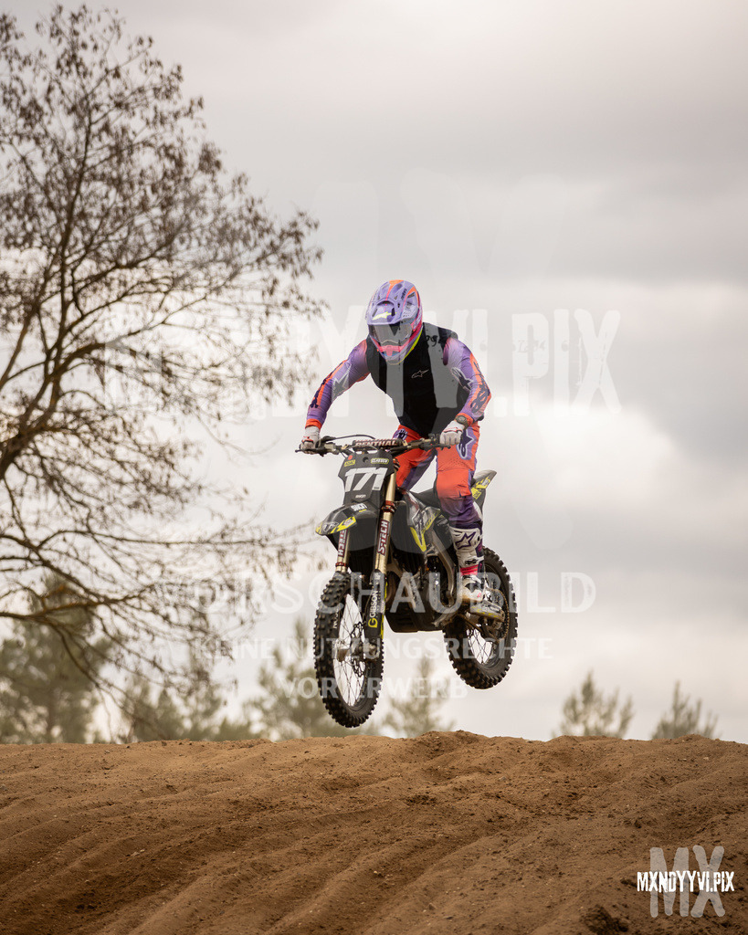 866A1808 | mxndyyvipix