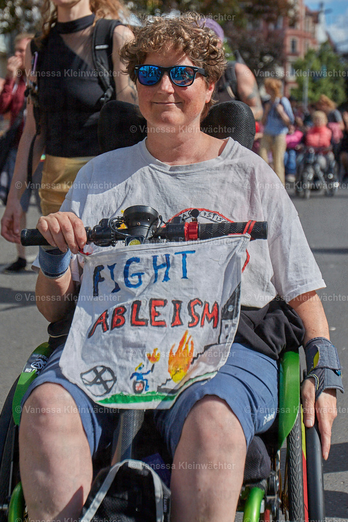 240713_VerruecktBehindertParade_19 | Vanessa Kleinwächter - Realisiert mit Pictrs.com