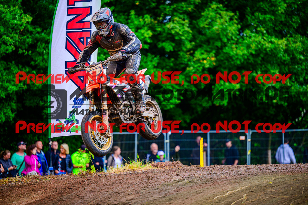 MaZZes_FotoMatrix_240818_6021986_6694 | S3