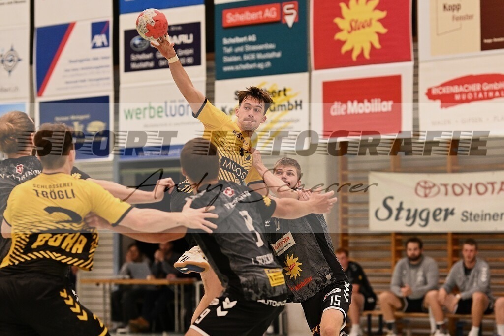 aaaDSC_5452 | Kaufen Sie Sportbilder im Onlineshop von Andy Scherrer Sportfotografie. Faszinierende Bilder von Sportevents aus der ganzen Schweiz. Fussball, Frauenfussball, Unihockey, Handball, Schwingen und weiteren Sportarten. - Realisiert mit Pictrs.com
