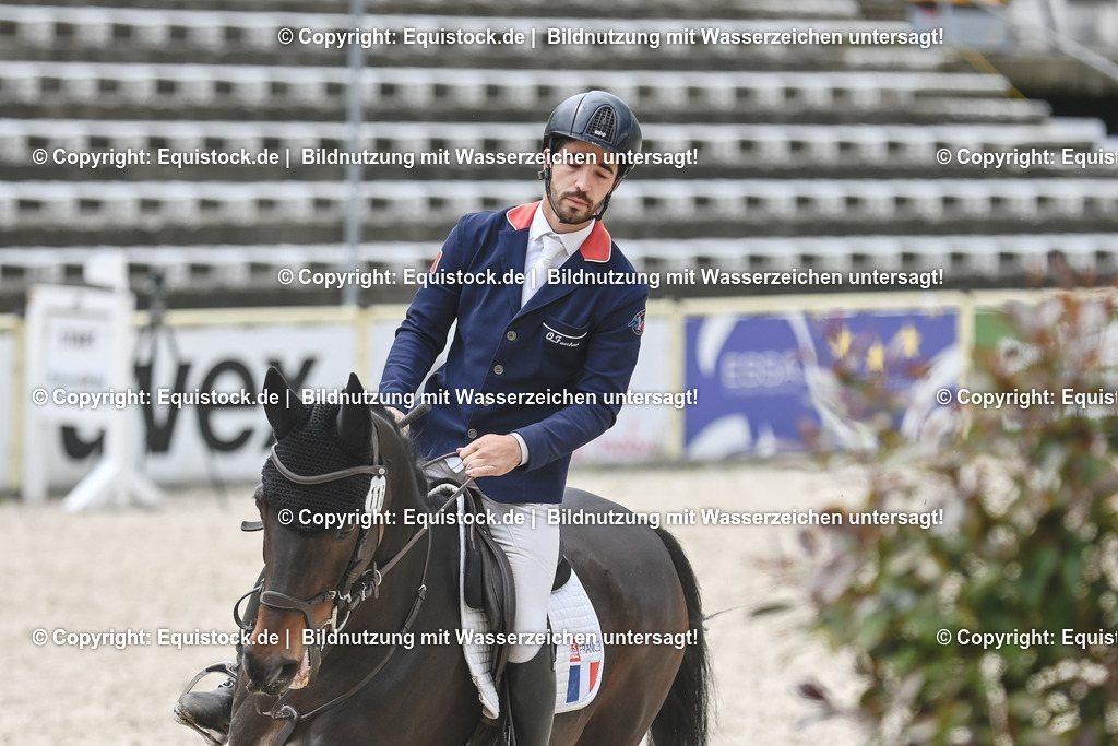20230514_CCI4_Springen_0171 | equistock