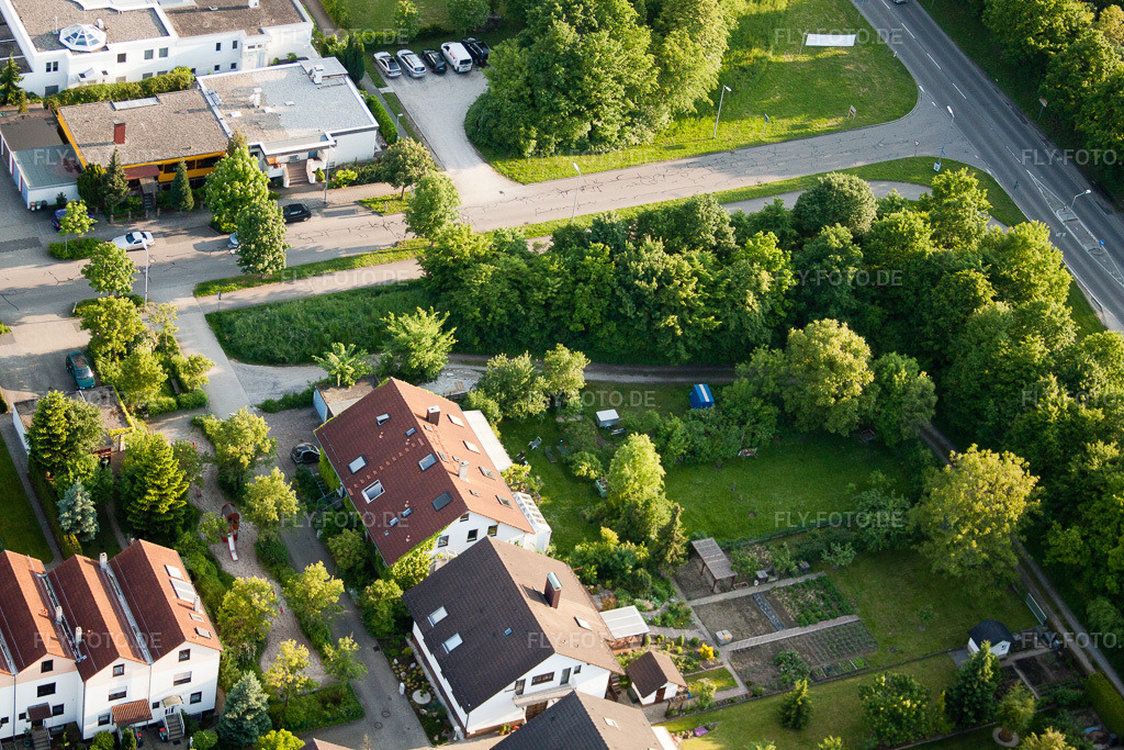 Luftbild: Durlach Aue im Ortsteil Durlach in Karlsruhe im Bundesland Baden-Württemberg in Deutschland. Foto: IMG_27439.jpg vom 23.05.2010 durch Werner Riehm/FLY-FOTO.de