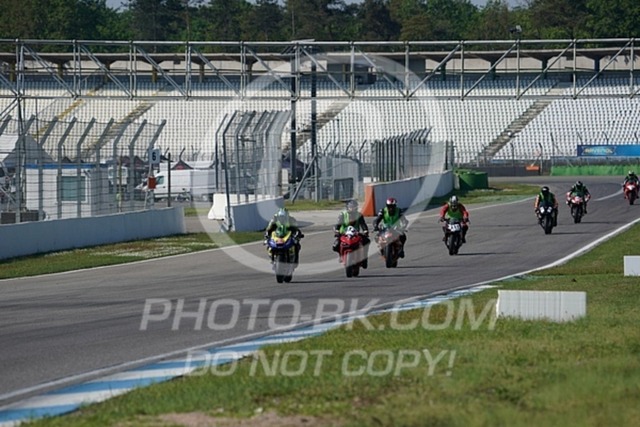 2022_05_09_PBK_12340 | Sportfotografie; SlowMotion; Video; Rennstrecke; Hafeneger; Speer; Racing; RSE; BMW; CBO; Trackday; Motorsportarena; Hockenheimring; Brno; Most; Barcelona; Valencia